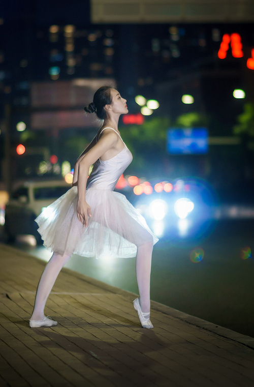 爱游戏体育app-《Valorant天才少年逆袭冠军，逆转精彩不断》，lol天才少年