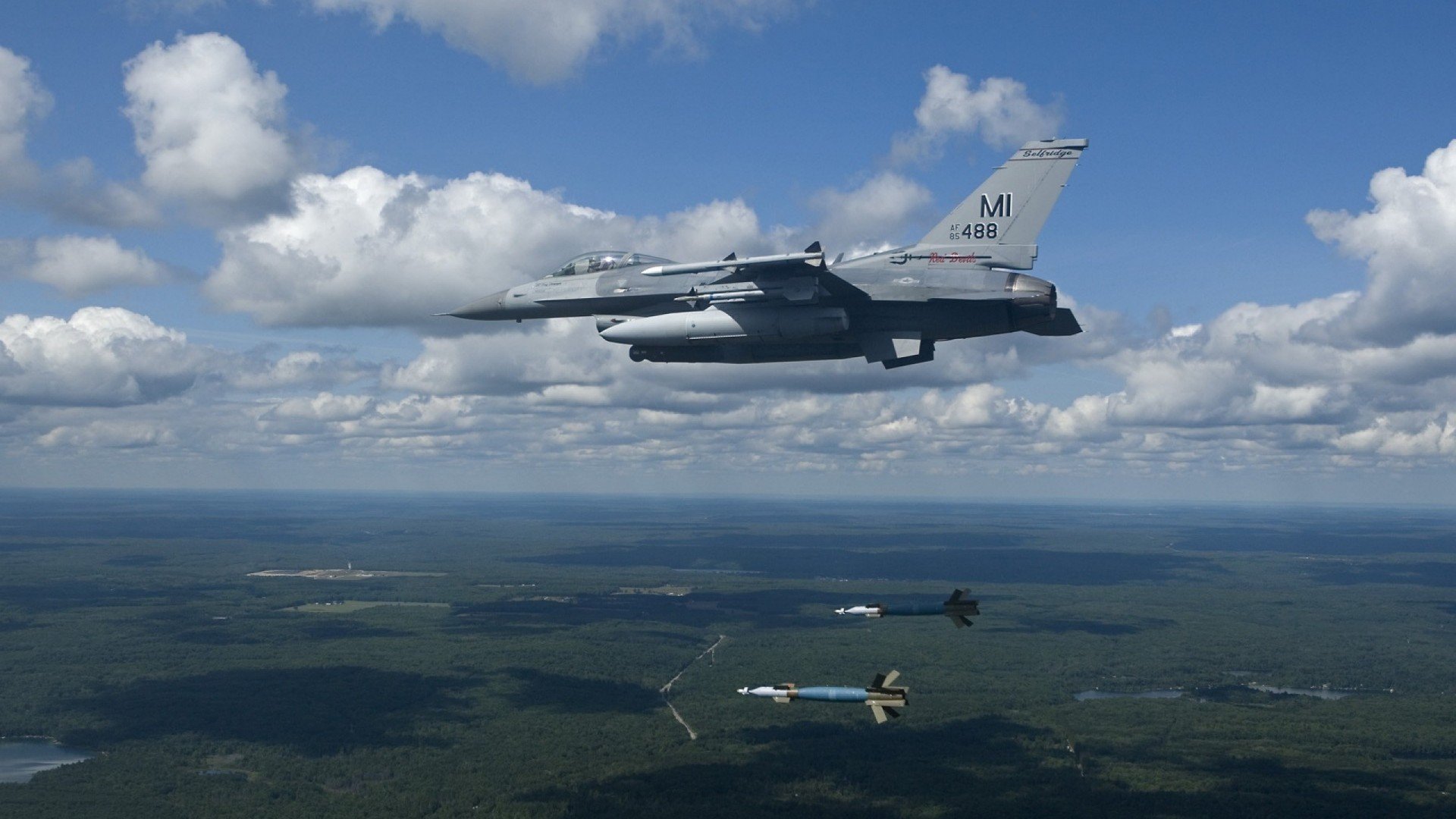 爱游戏体育（AYX）官方APP下载-伊普斯维奇城防线稳固，力求保级，伊普斯维奇球衣