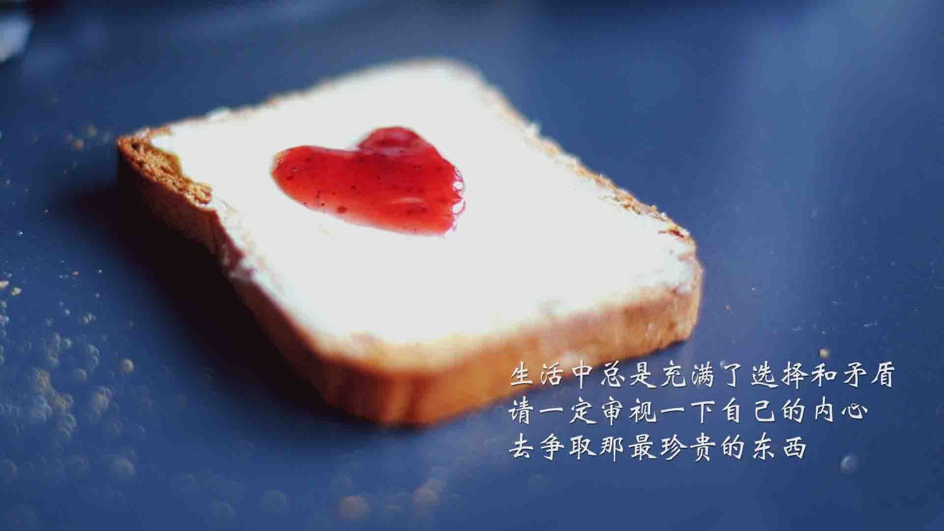 曼城中场德布劳内多次助攻,展现出色发挥,德布劳内破门 曼城客场逆转十人巴黎