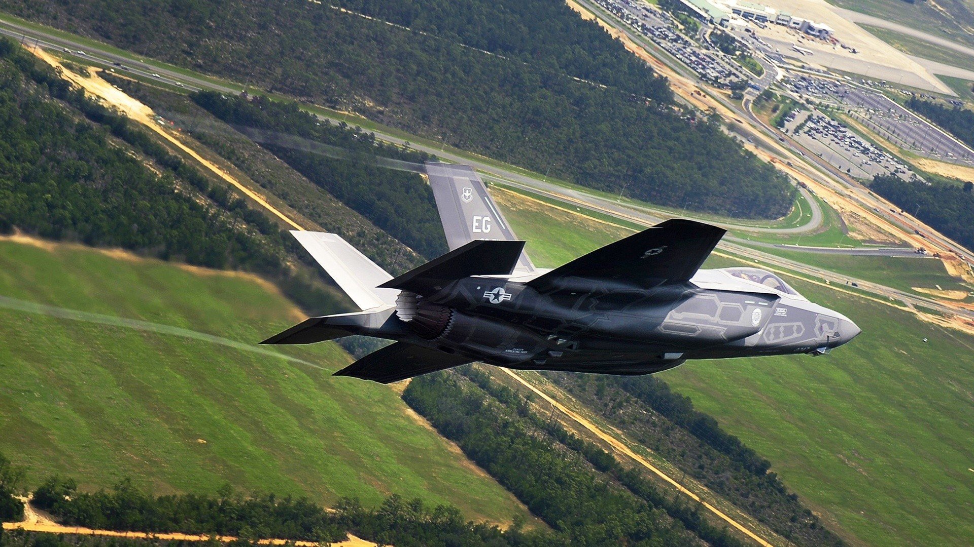 爱游戏app下载-篮球职业联赛决出总冠军雄心勃发，篮球队夺冠