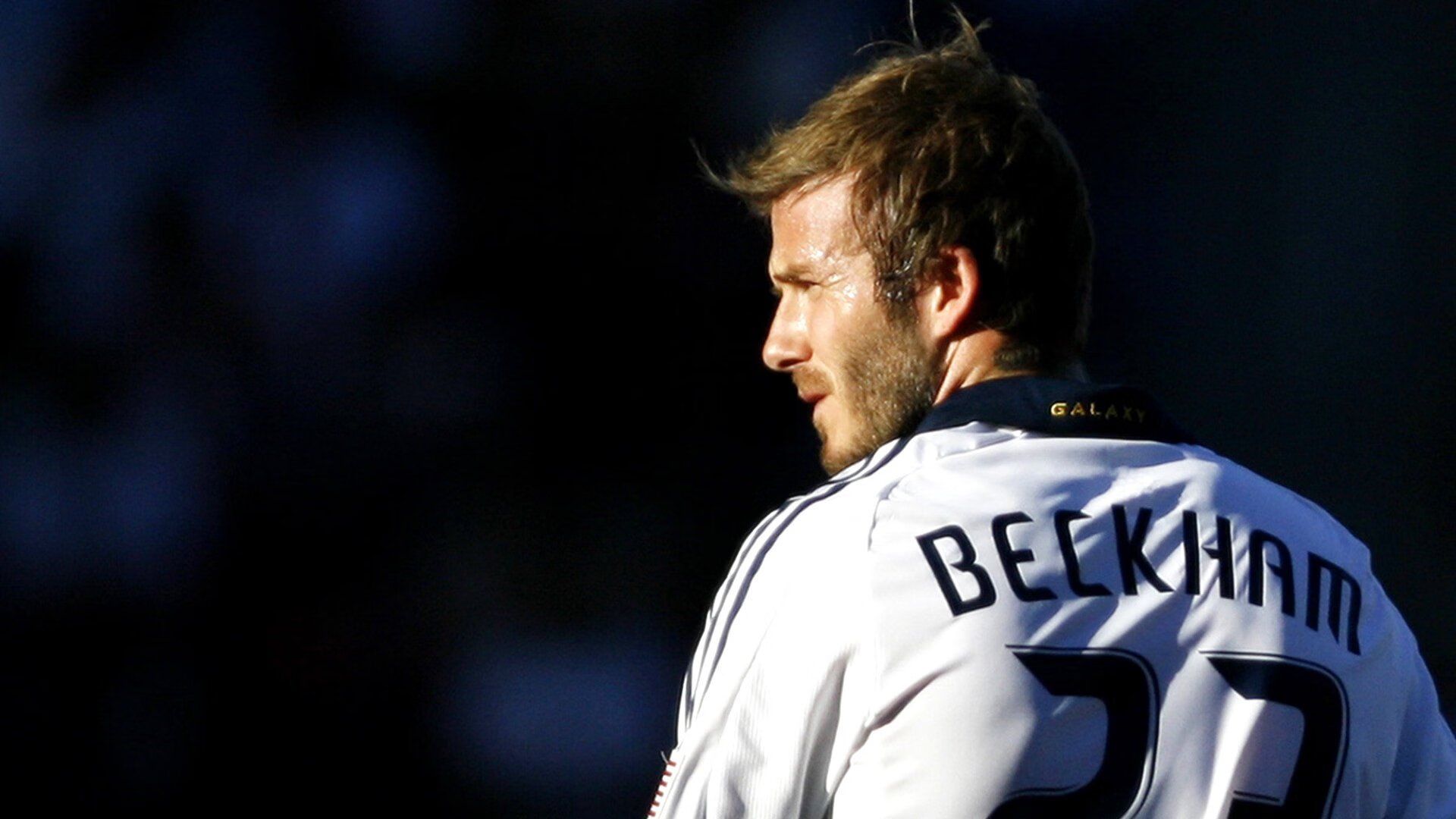 “马科斯·莫奇的稳固防线与出色反应,帮助美洲狮队迎接世界挑战”